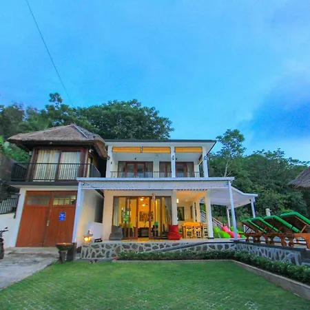 Villa Rinisha Rumah Senja Temukus Lovina